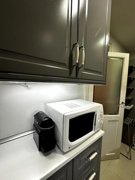 Апартаменти Apartamento Con Parking En Centro De Madrid-Chamberi Екстер'єр фото